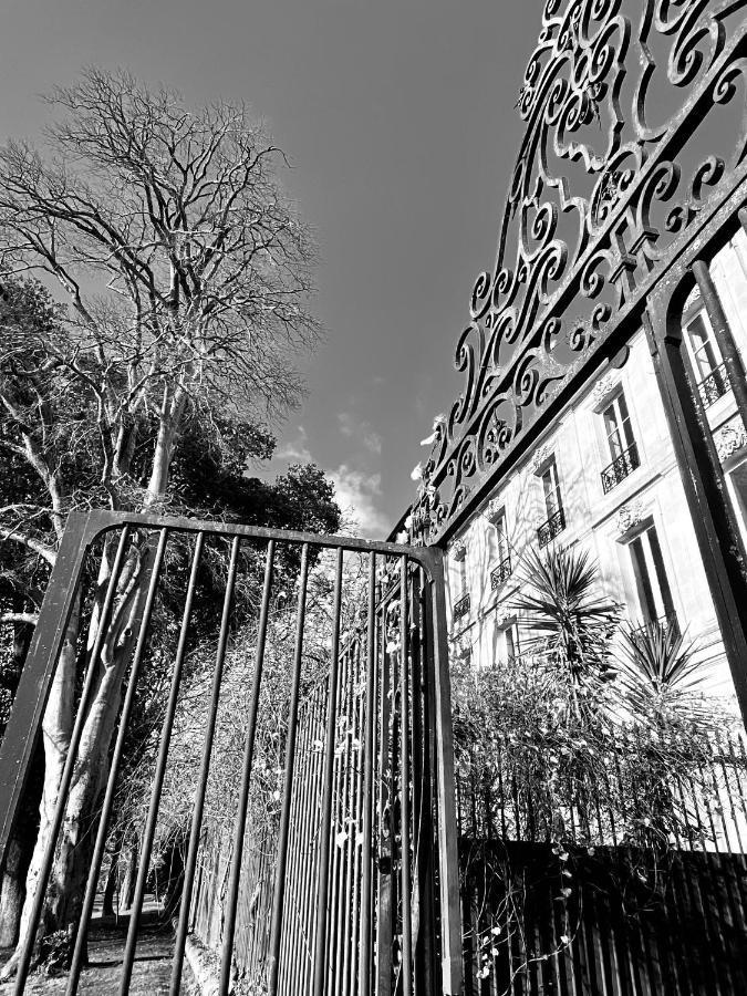 Romance Au Coeur De Bordeaux / Jardin Public Exterior photo